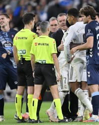 记者：皇马能否赢球，取决于那些成为千万富翁的孩子是否想踢球