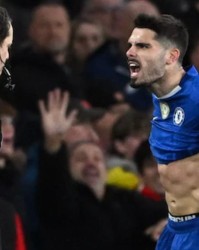 规则-官方：佩德罗-内托因红牌后未及时离场+辱骂裁判被英足总指控